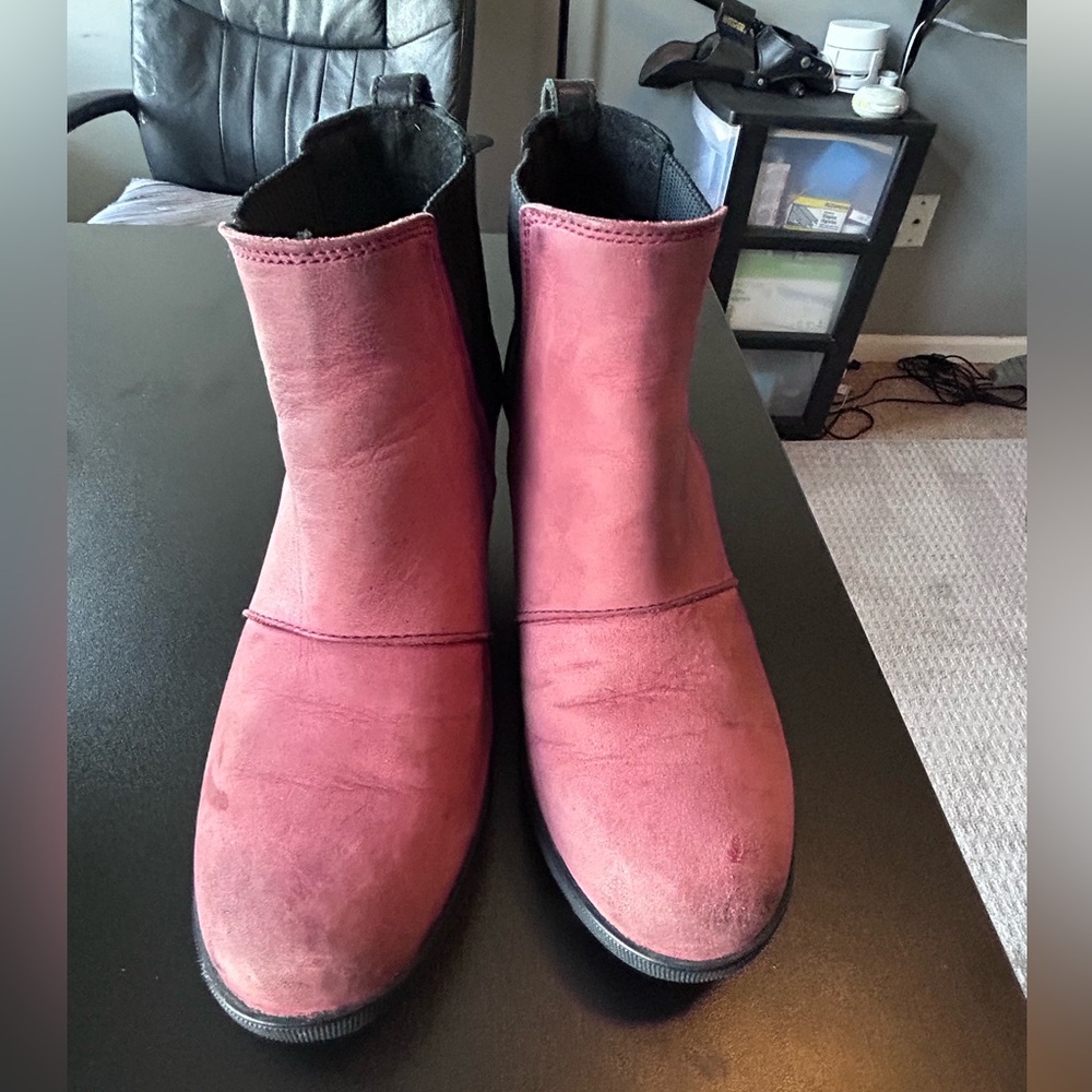 Sorel‎ Pink Ankle Boots